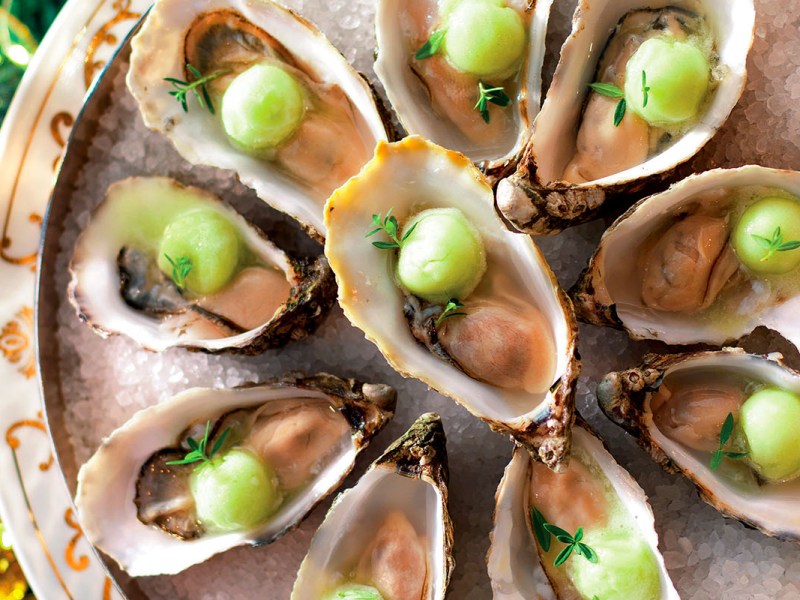 Ostriche al gin con sorbetto di&nbsp;mela