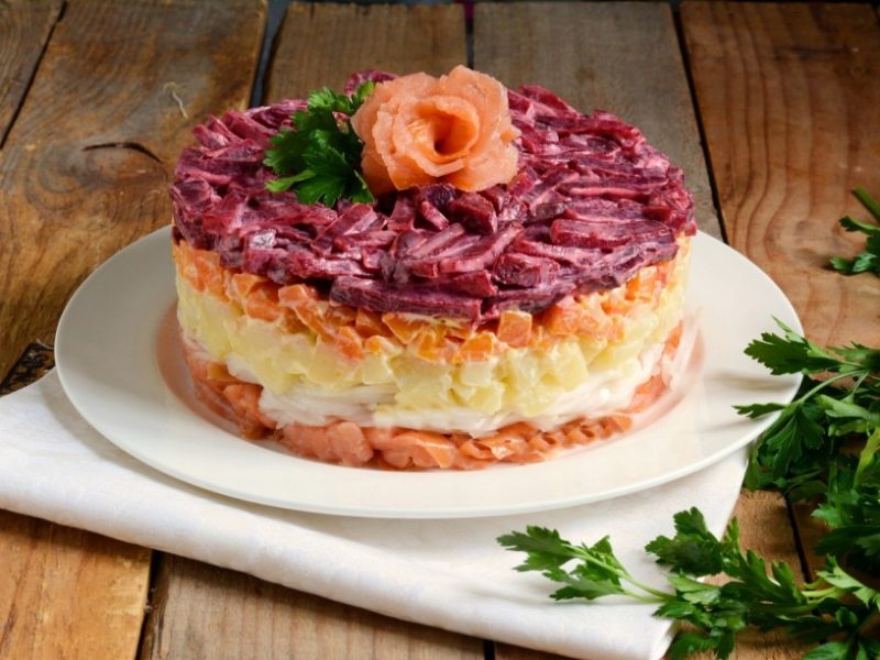 Salad cake al&nbsp;salmone