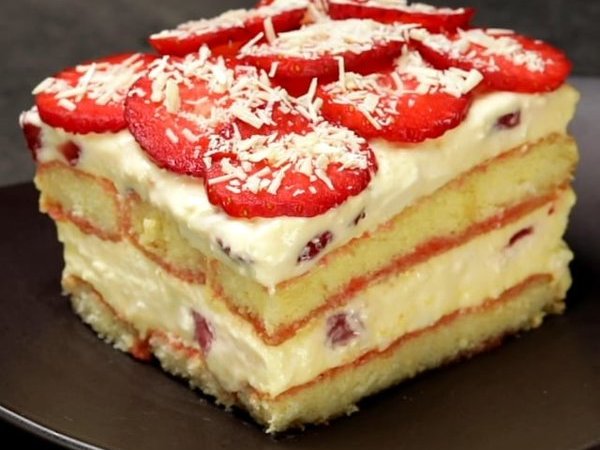 Tiramisù alle fragole e cioccolato&nbsp;bianco