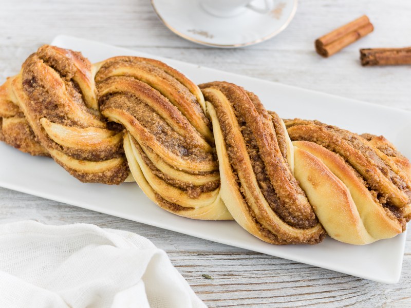 Treccia alla crema di noci e&nbsp;cannella