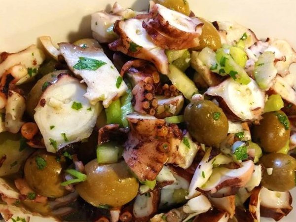 Polpo con olive