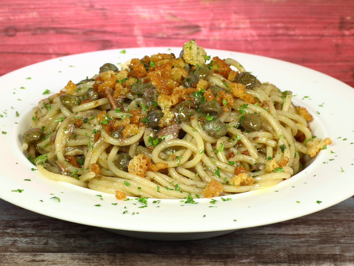 Vermicelli con acciughe mollica e&nbsp;capperi